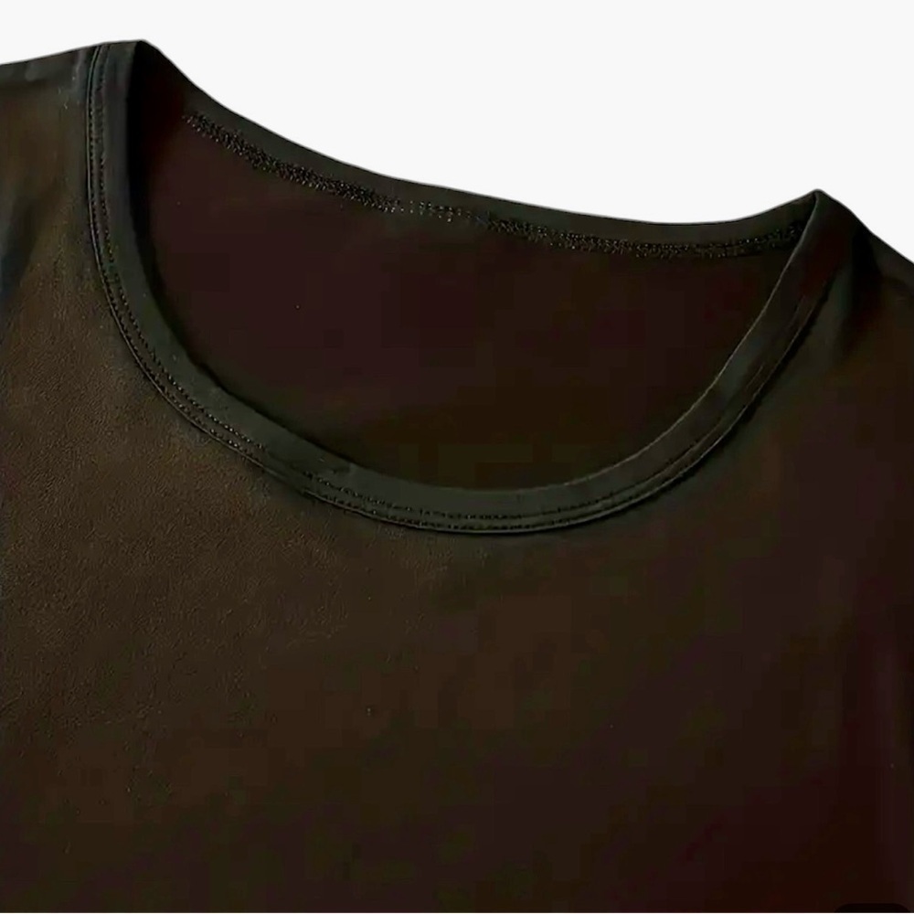 Queen graphic Black‎ & Silver shimmery T-shirt. New - Picture 8 of 8